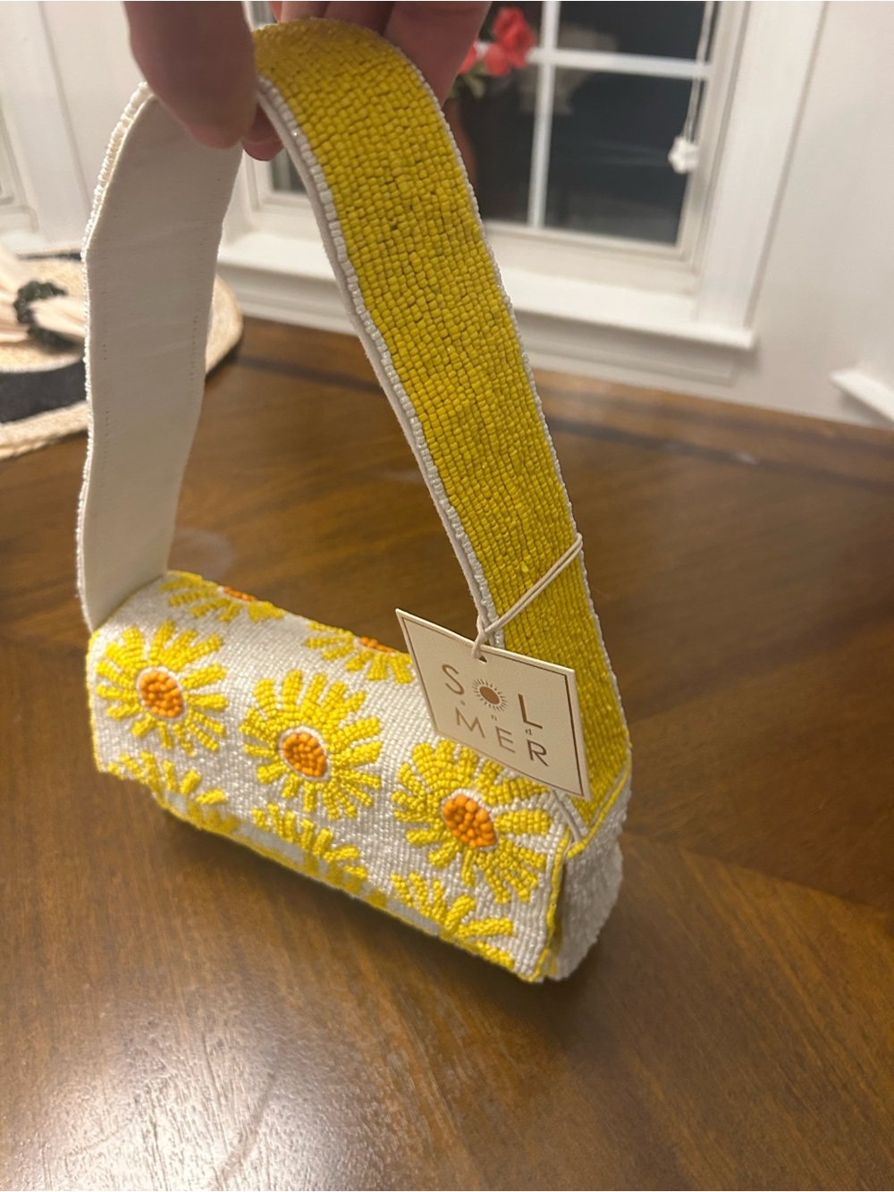 NWT SOL and MER Daisy 🌼 beaded handbag. - Picture 5 of 16